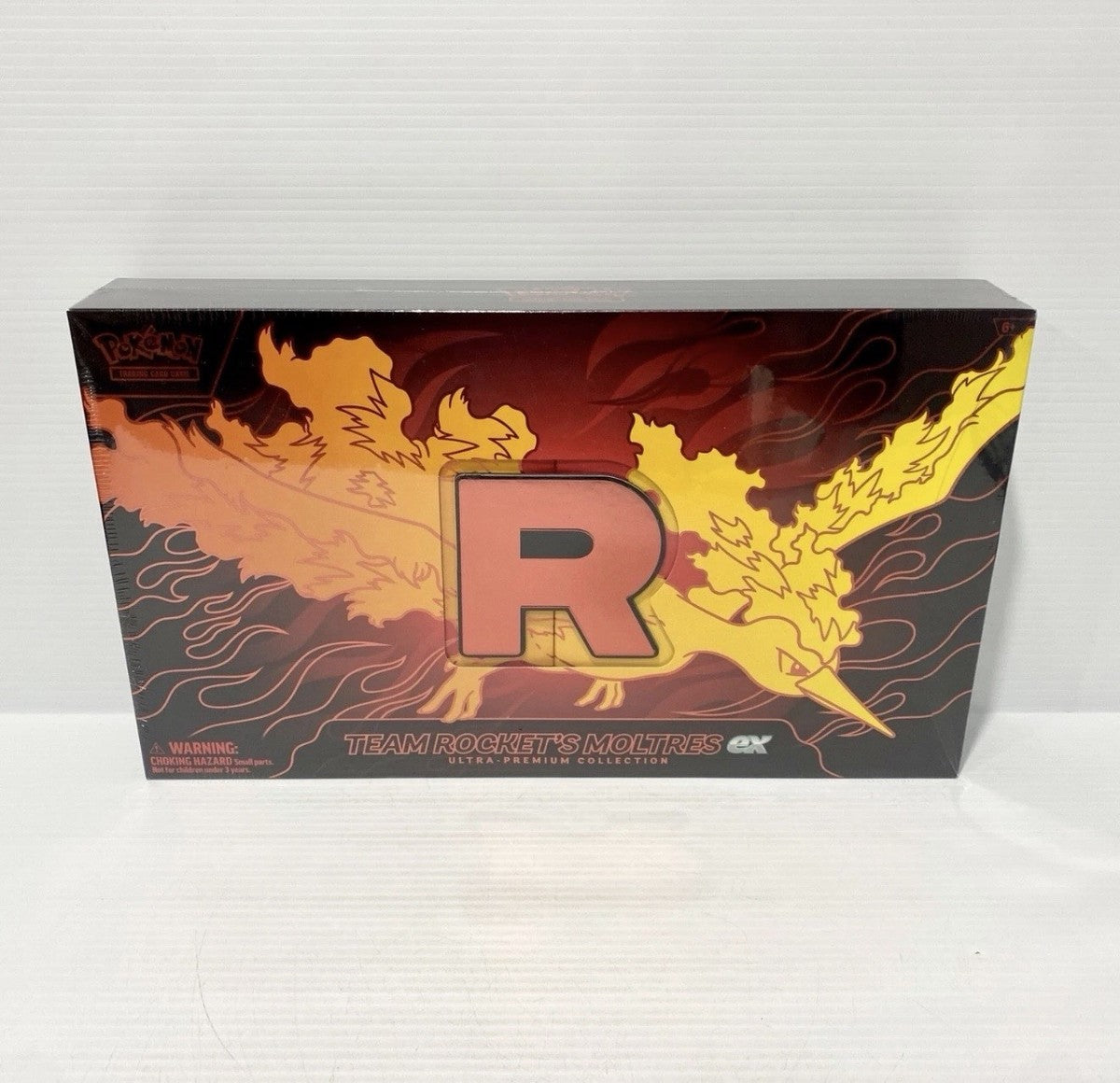Pokémon TCG: Team Rocket's Moltres ex Ultra-Premium Collection